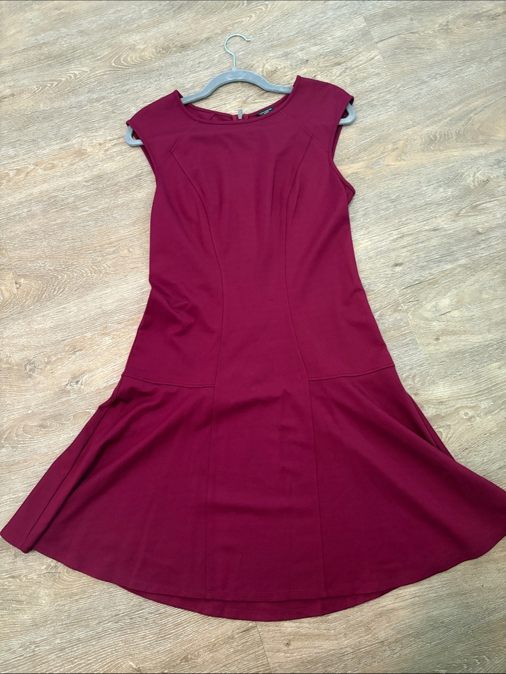Ann Taylor Sleeveless Fit-and-Flare Dress in Wine